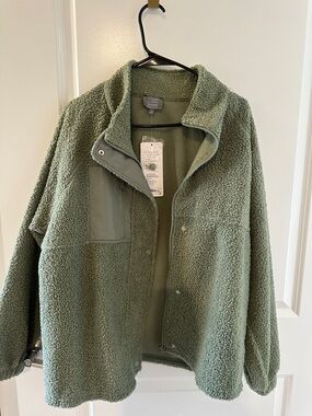 Berkeley Things Women's Sage Green Sherpa Jacket